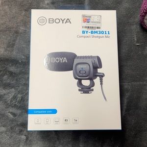 boya compact shotgun mic